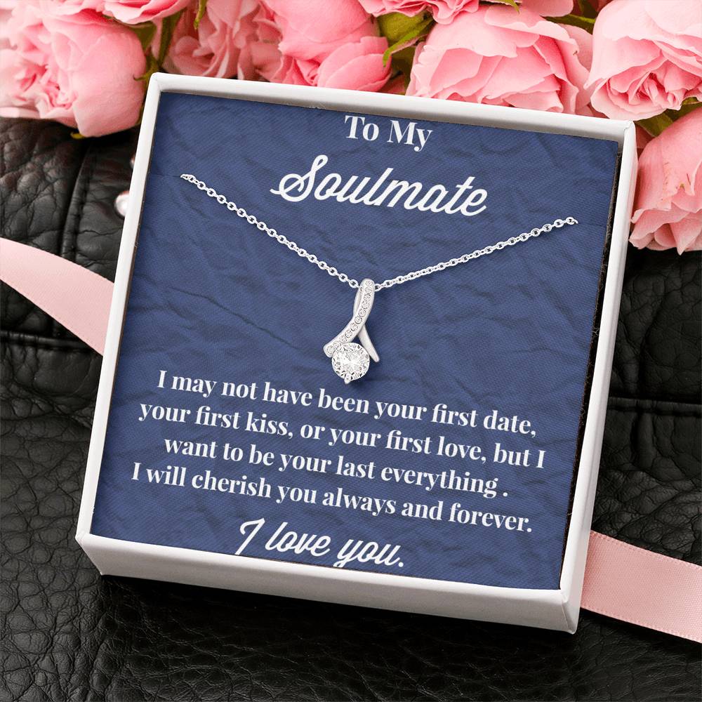 To My Soulmate Alluring Beauty Necklace