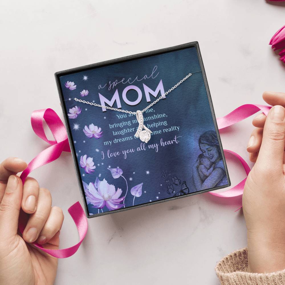 A Special Mom Alluring Beauty Necklace