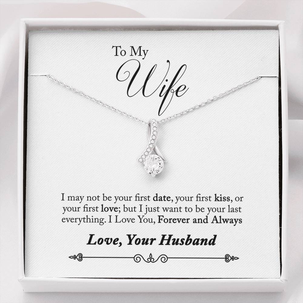 To My Wife Alluring Beauty Necklace