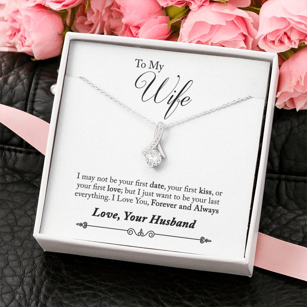 To My Wife Alluring Beauty Necklace